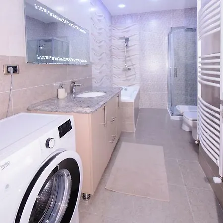 Isaran 3p Apartment Brasov