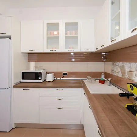 Isaran 3p Apartment Brasov